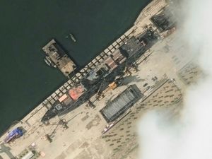 Supporting image for story: North Korea vows to arrest those responsible for failed ship launch