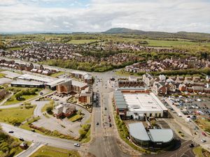 Supporting image for story: I visited Telford's 'scenic suburbia' to find out what locals love about Lawley